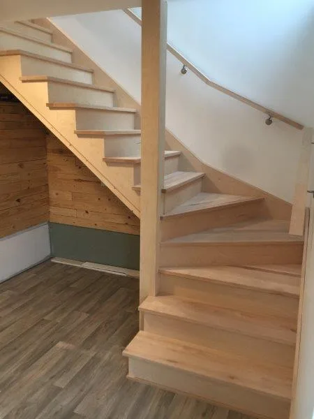 Escalier - Réalisations - Boiseries Algonquin (23)